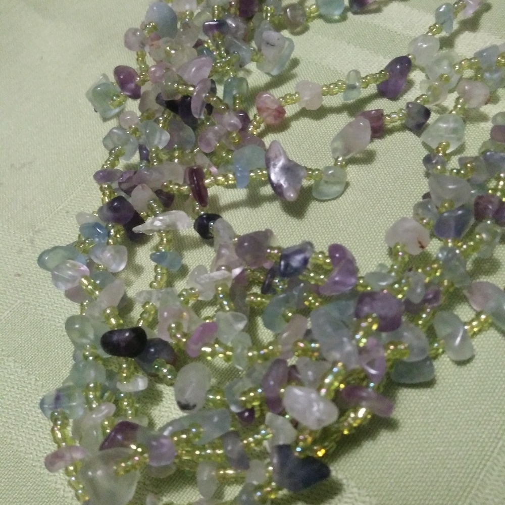Vintage Euc  Genuine Hem Necklace Beautiful